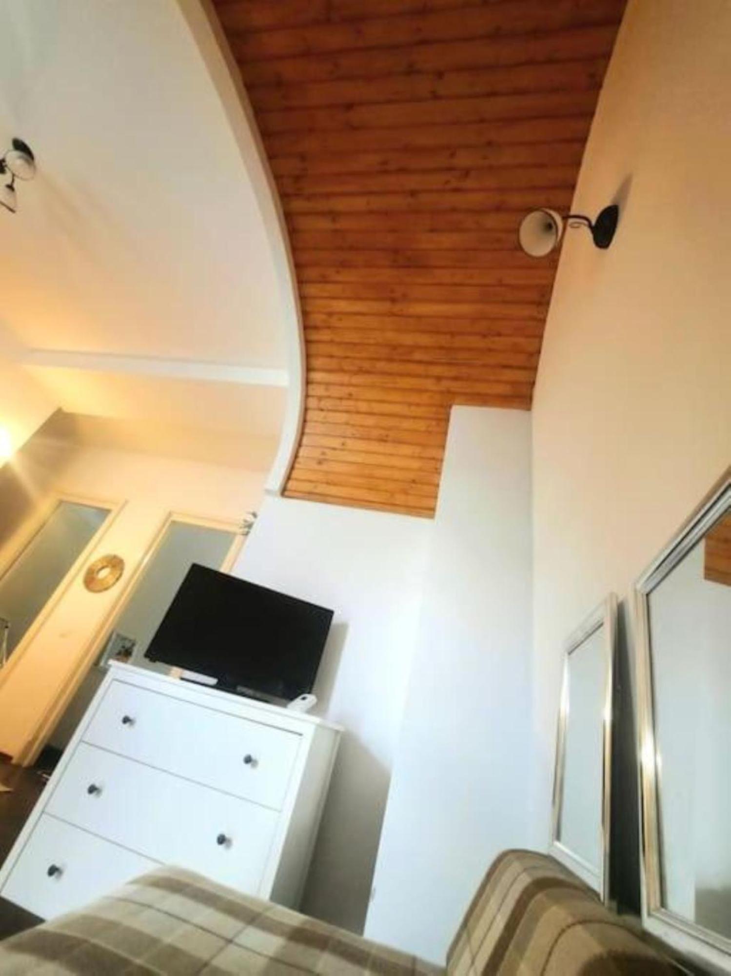 Timisoara Central 2 Bedroom Hotel Serviced Belle Vue Apart By The Park Exterior photo
