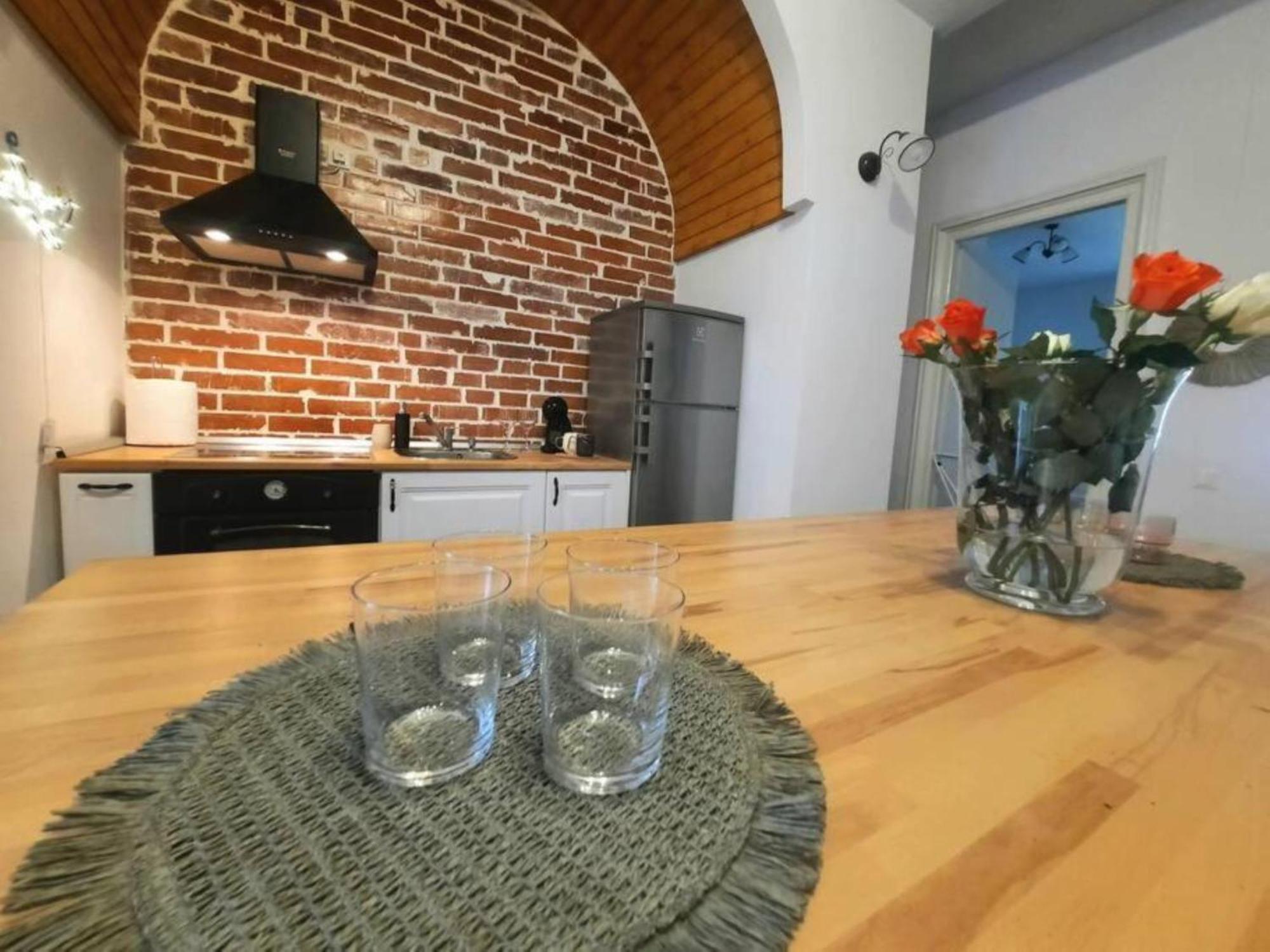 Timisoara Central 2 Bedroom Hotel Serviced Belle Vue Apart By The Park Exterior photo