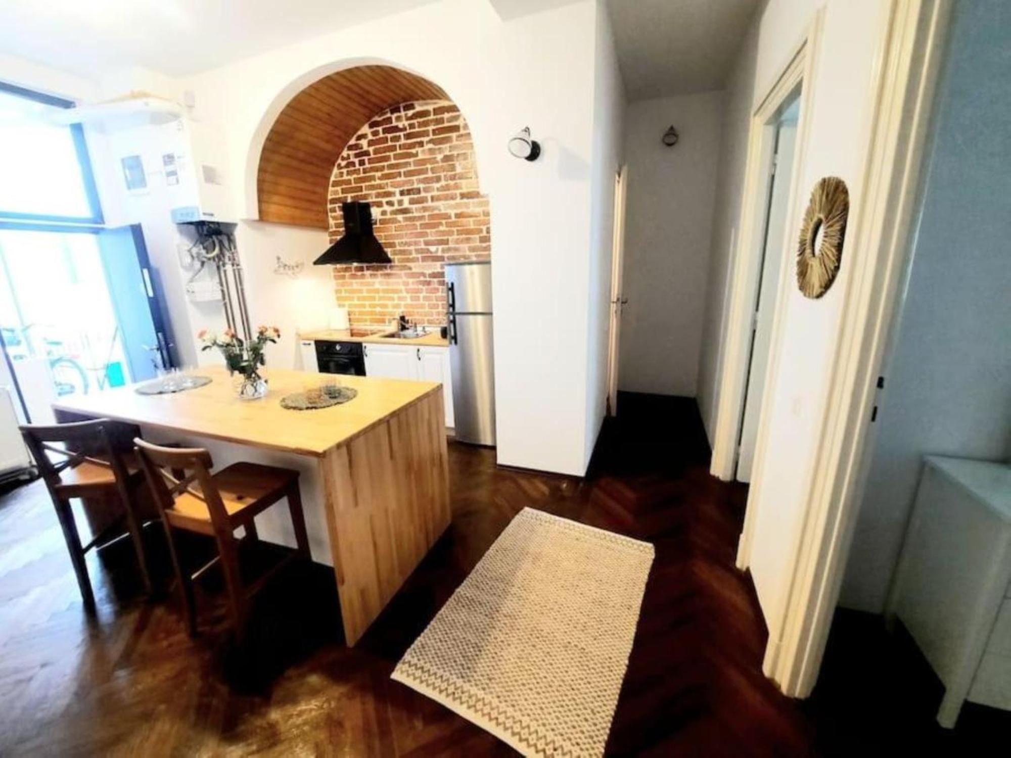 Timisoara Central 2 Bedroom Hotel Serviced Belle Vue Apart By The Park Exterior photo